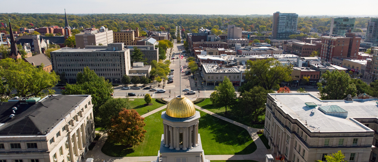Aerial photo of downtown Iowa City and the Old Capitol building